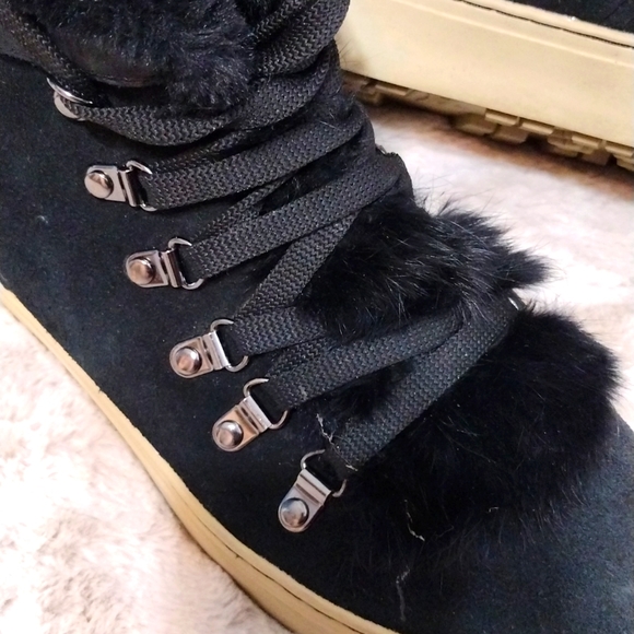 cougar waterproof ankle boots w faux fur size 9 - Picture 3 of 5
